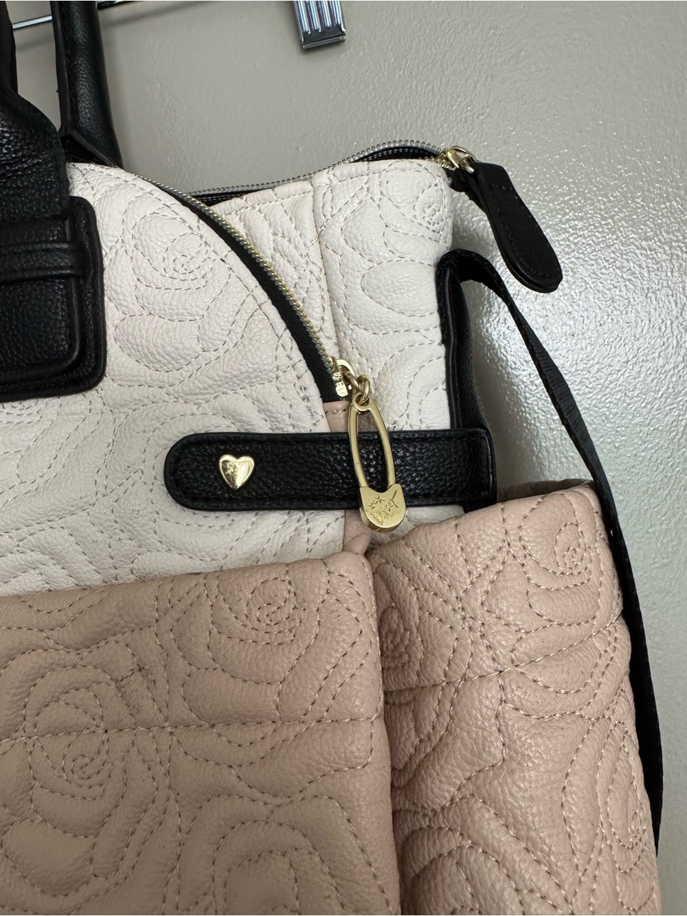 Betsey Johnson Two-Tone Quilted Tote Diaper Bag in Cream & Blush - Picture 2 of 9